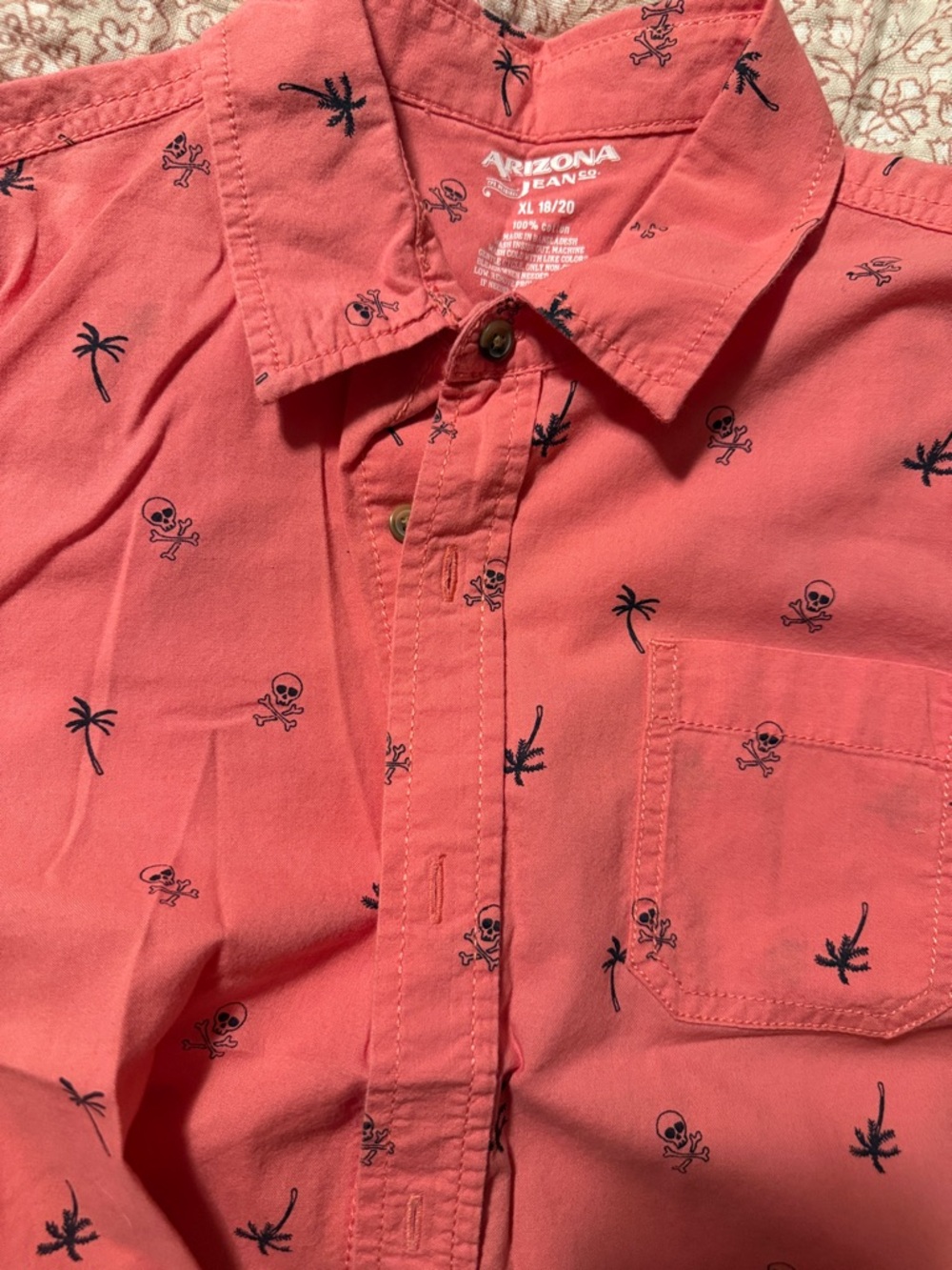 Arizona Jean Co Coral Button-Down Shirt with Navy Skull & Palm Print Sz 18-20